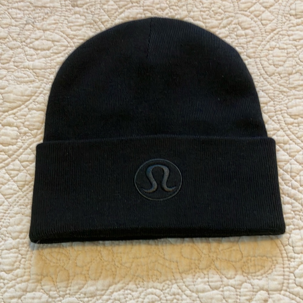 Lululemon Black Beanie